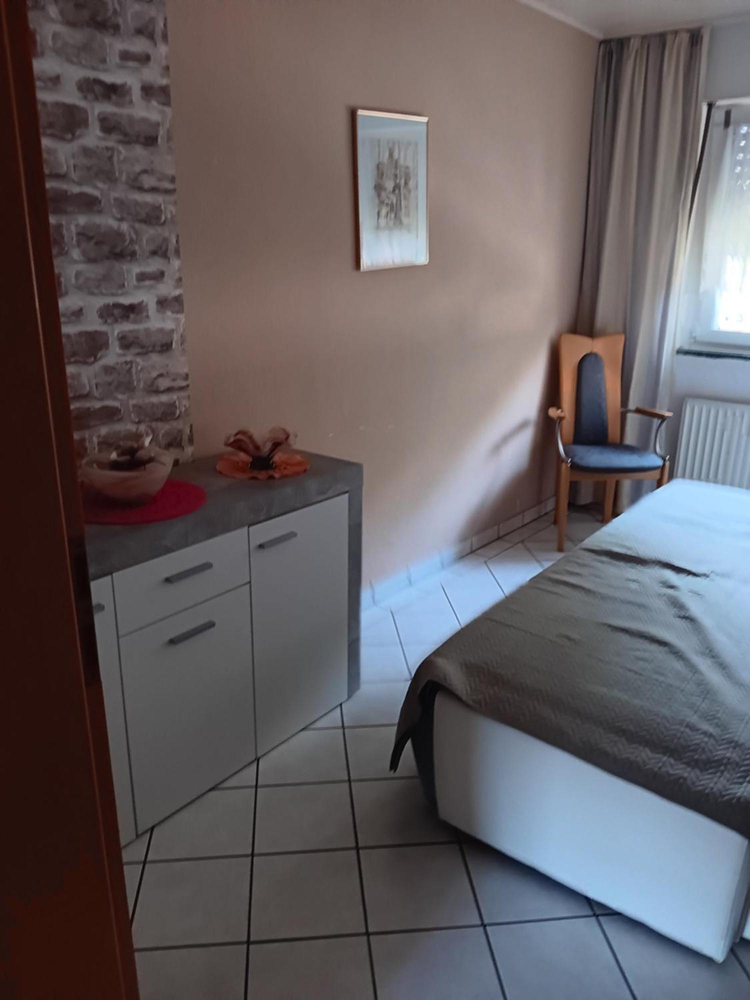 Ferienwohnung Beate & Burkhard Oberhausen  Buitenkant foto